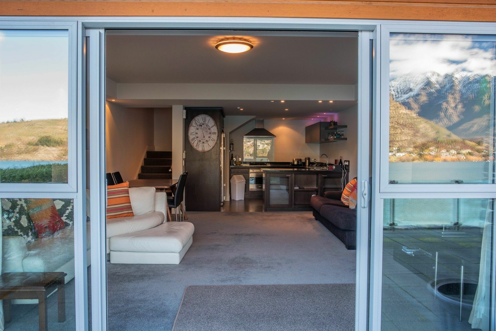 Alpine Village - 2 Bedroom Executive Apartment Queenstown Exterior photo